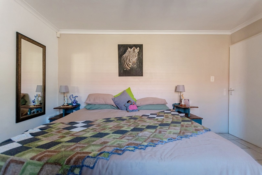 3 Bedroom Property for Sale in Middedorp Western Cape